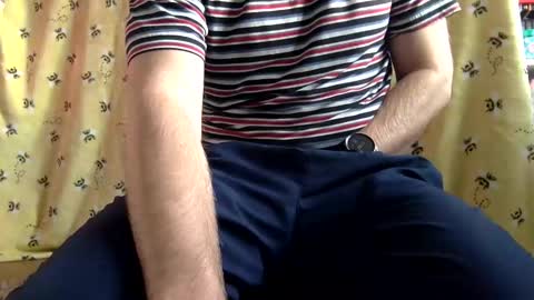 Snapshot of john340 chatting on 01/21/25, 11:03 John online show from 01/21/25, 11:03