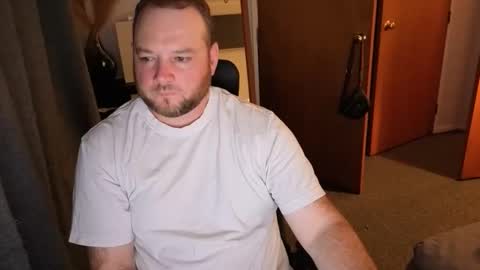 Snapshot of john_bear1 chatting on 04/02/26, 08:34 john_bear1 online show from 04/02/26, 08:34