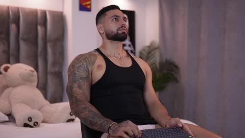 john online show from 01/29/25, 06:39