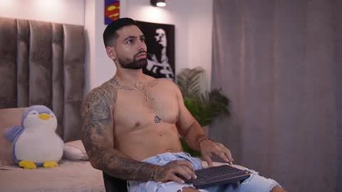 john online show from 03/01/25, 01:29