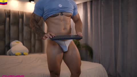 john online show from 10/11/25, 12:15