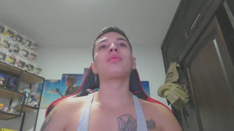Snapshot of john_s117 chatting on 01/07/25, 02:10 JOHN online show from 01/07/25, 02:10