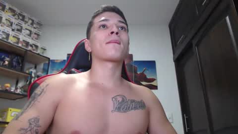 Snapshot of john_s117 chatting on 02/20/25, 12:52 JOHN online show from 02/20/25, 12:52