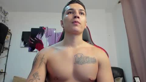 Snapshot of john_s117 chatting on 11/10/25, 12:20 JOHN online show from 11/10/25, 12:20