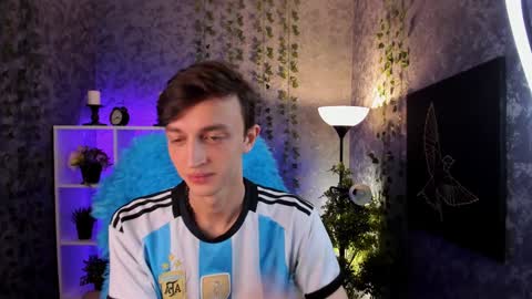 John online show from 12/01/24, 08:53