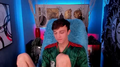 John online show from 12/05/24, 12:08