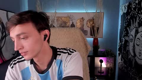 John online show from 01/05/25, 07:28