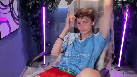 John online show from 09/14/25, 08:13