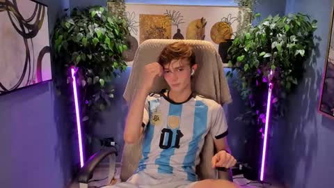 John online show from 09/27/25, 08:19