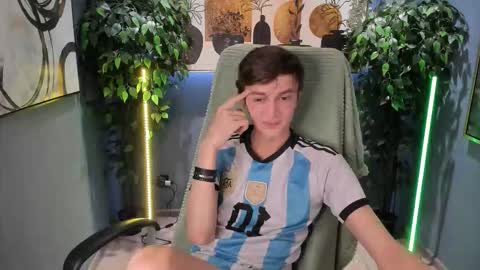 John online show from 10/10/25, 06:34