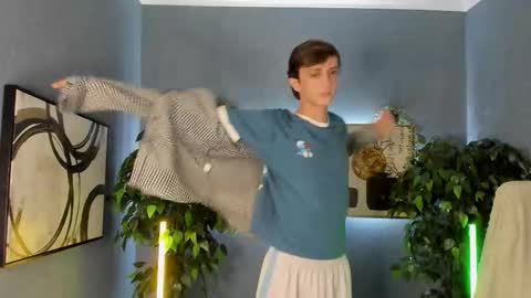 John online show from 11/05/25, 01:00