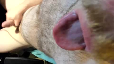 Snapshot of johnbondoe chatting on 06/05/26, 12:39 johnbondoe online show from 06/05/26, 12:39