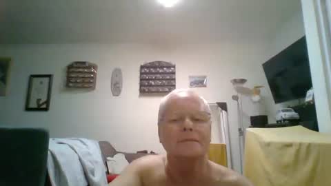 Snapshot of johndesnudado chatting on 11/21/25, 11:58 johndesnudado online show from 11/21/25, 11:58