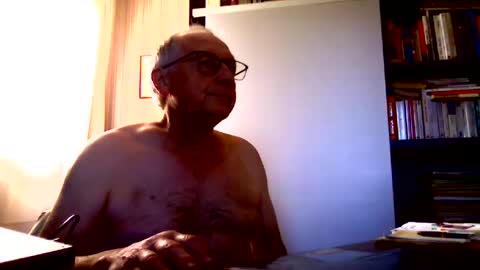 johnjohn6226 online show from 01/16/25, 01:47