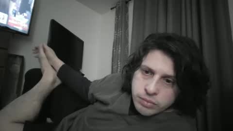 Snapshot of johnjohn90909 chatting on 02/07/26, 01:42 johnjohn online show from 02/07/26, 01:42