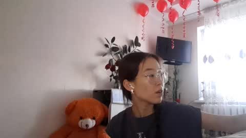 Molly online show from 11/27/25, 08:49