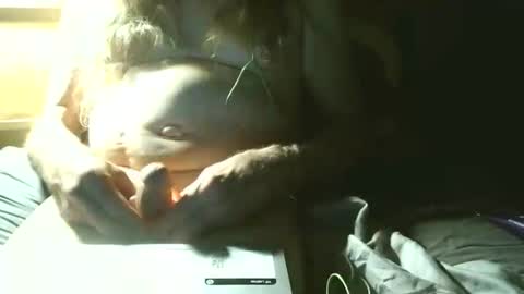 johnnieq1971 online show from 04/16/26, 01:50