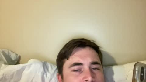 Snapshot of johnnsmithh250 chatting on 05/19/26, 12:22 johnnsmithh250 online show from 05/19/26, 12:22