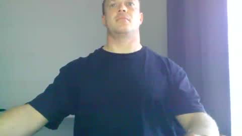Snapshot of johnny61600 chatting on 07/13/26, 03:42 Lovenitwet69 online show from 07/13/26, 03:42