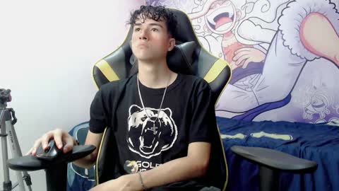 Snapshot of johnny_cagee chatting on 12/20/24, 06:08 johnny_cagee online show from 12/20/24, 06:08