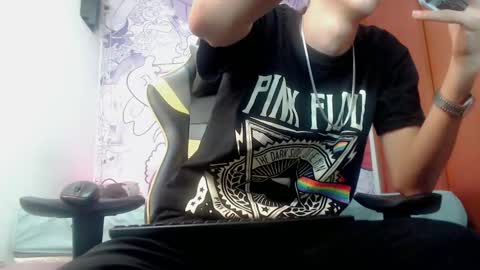 Snapshot of johnny_cagee chatting on 02/01/25, 07:47 johnny_cagee online show from 02/01/25, 07:47