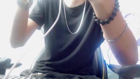 Snapshot of johnny_cagee chatting on 02/03/25, 03:42 johnny_cagee online show from 02/03/25, 03:42