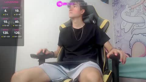 Snapshot of johnny_cagee chatting on 02/09/25, 03:43 johnny_cagee online show from 02/09/25, 03:43