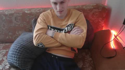 Johnny online show from 02/10/25, 05:03