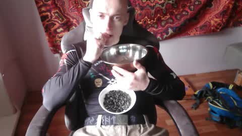 Johnny online show from 10/19/25, 11:00