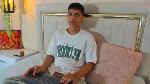 johnny_romano online show from 02/22/25, 08:09