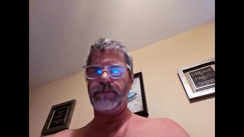 Snapshot of johnnyblaze2112 chatting on 03/22/26, 04:10 johnnyblaze2112 online show from 03/22/26, 04:10