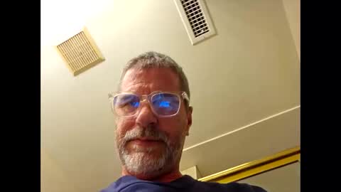 Snapshot of johnnyblaze2112 chatting on 04/17/26, 01:41 johnnyblaze2112 online show from 04/17/26, 01:41