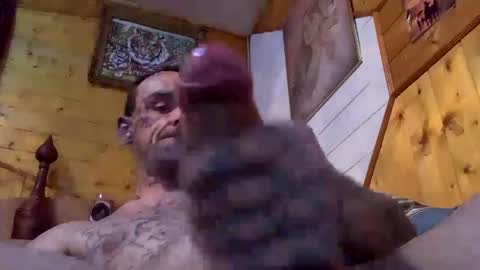 Snapshot of johnnyct36 chatting on 01/29/25, 07:57 johnnyct36 online show from 01/29/25, 07:57