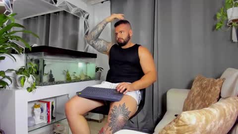 JOHNNY online show from 01/16/25, 11:48