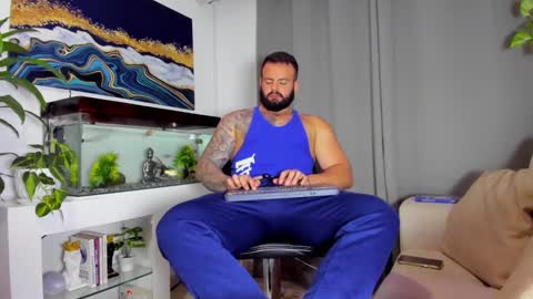 JOHNNY online show from 02/12/25, 11:41