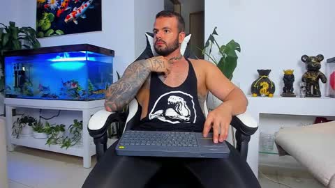 JOHNNY online show from 10/01/25, 02:28