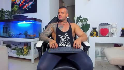 JOHNNY online show from 10/29/25, 12:02