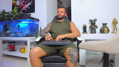 JOHNNY online show from 12/20/25, 12:18