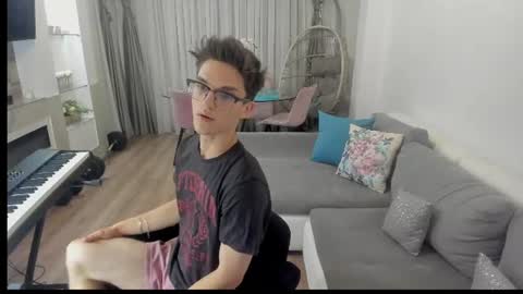Johnny k. online show from 07/11/26, 07:16