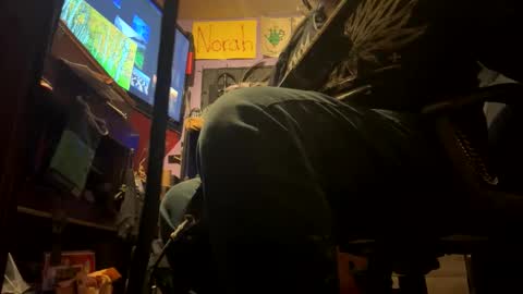 johnnyshung1 online show from 02/04/26, 12:22