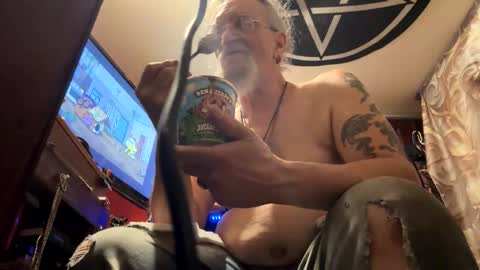 johnnyshung1 online show from 03/28/26, 10:37