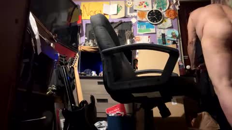 johnnyshung1 online show from 04/19/26, 08:46