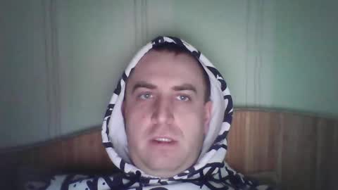 johnoreon online show from 12/14/25, 09:36