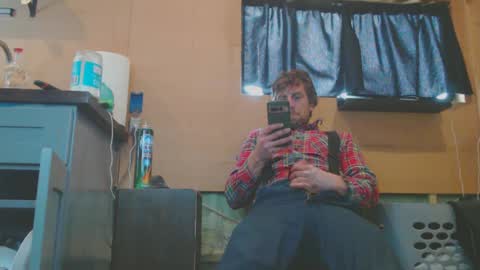 Snapshot of johnplayer23 chatting on 01/17/25, 05:19 johnplayer23 online show from 01/17/25, 05:19