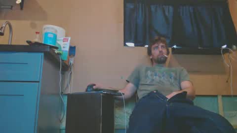 Snapshot of johnplayer23 chatting on 01/18/25, 02:33 johnplayer23 online show from 01/18/25, 02:33