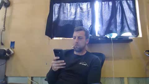 johnplayer23 online show from 04/19/26, 06:21