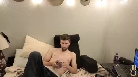 Give John Ryan A Thumbs Up online show from 11/17/25, 08:53