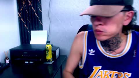 johnsonisaac94  online show from 02/18/25, 04:26