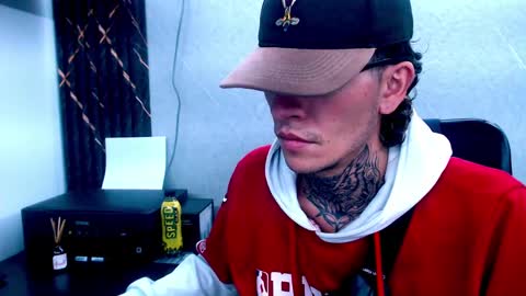 johnsonisaac94  online show from 02/20/25, 05:23