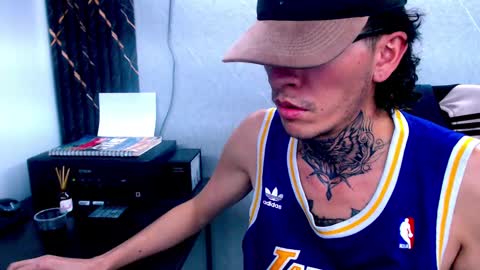 johnsonisaac94  online show from 02/21/25, 09:13